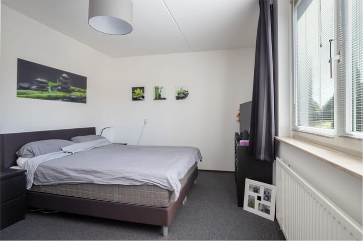 Foto 43 van Saffierstraat 10