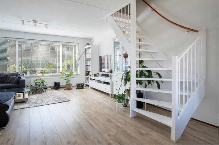 Foto 44 van Saffierstraat 10