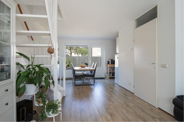 Foto 45 van Saffierstraat 10