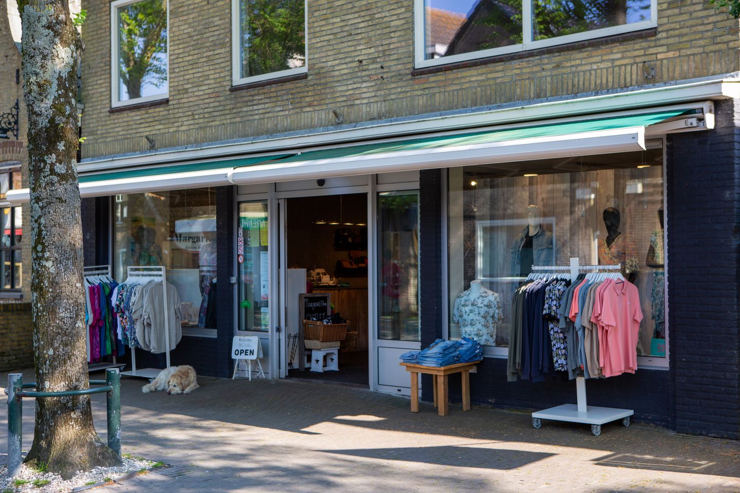 Photo 5 of Oosterburen 20