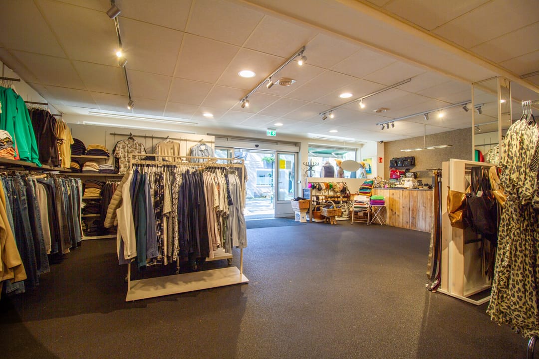 Photo 7 of Oosterburen 20