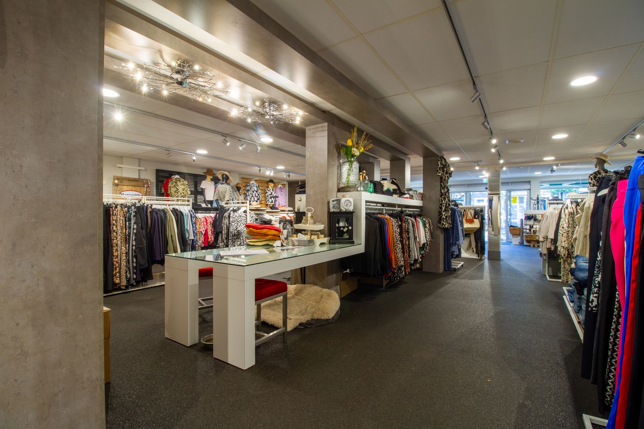 Photo 9 of Oosterburen 20