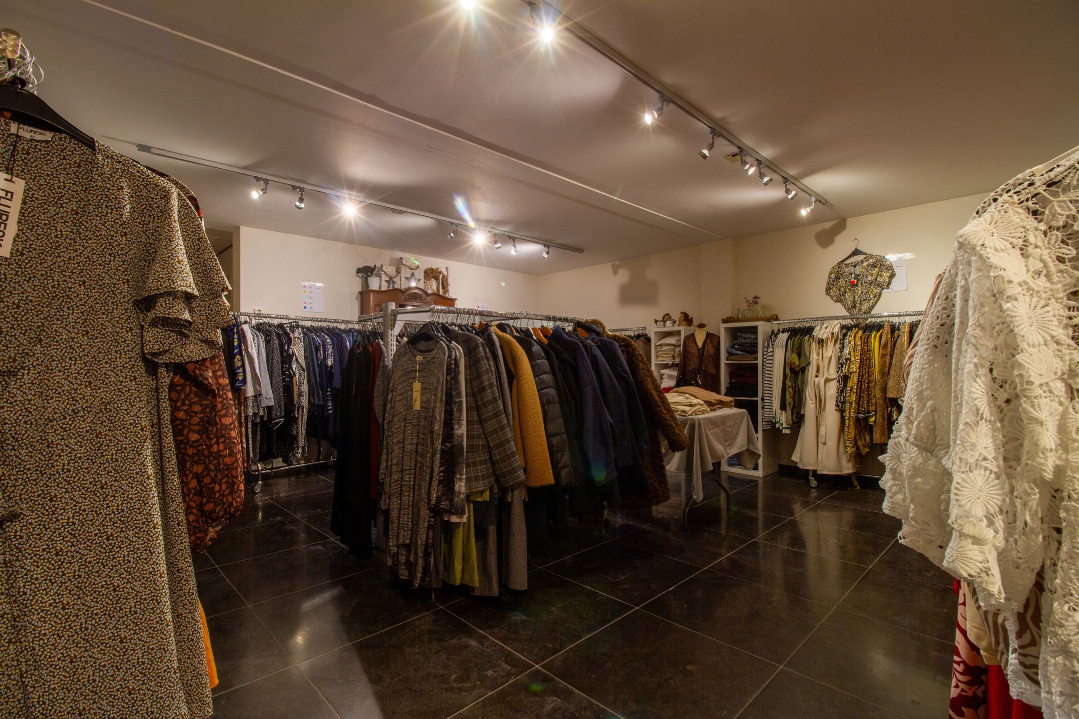 Photo 12 of Oosterburen 20