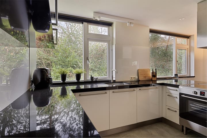 Foto 12 van Ericalaan 23