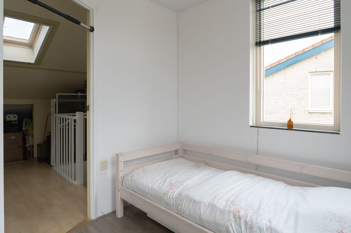 Foto 41 van Van Breugelplantsoen 42