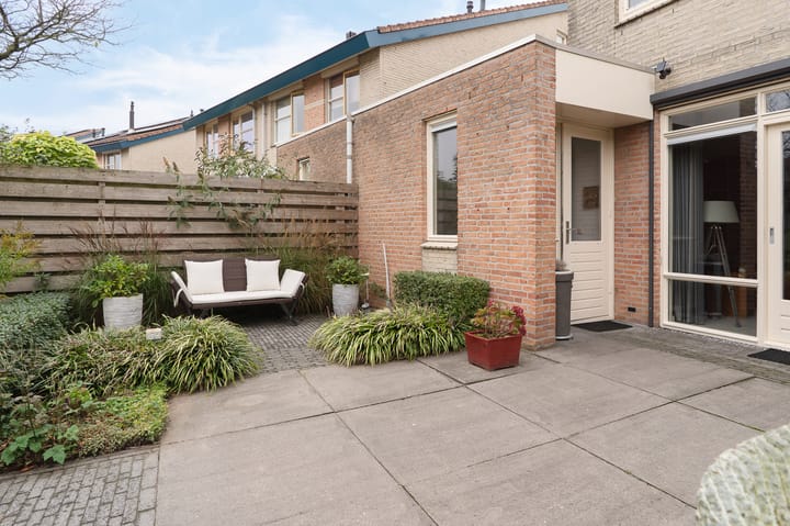 Foto 48 van Van Breugelplantsoen 42