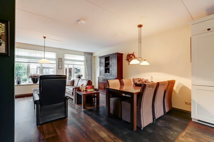 Foto 13 van Hamburgerweg 76