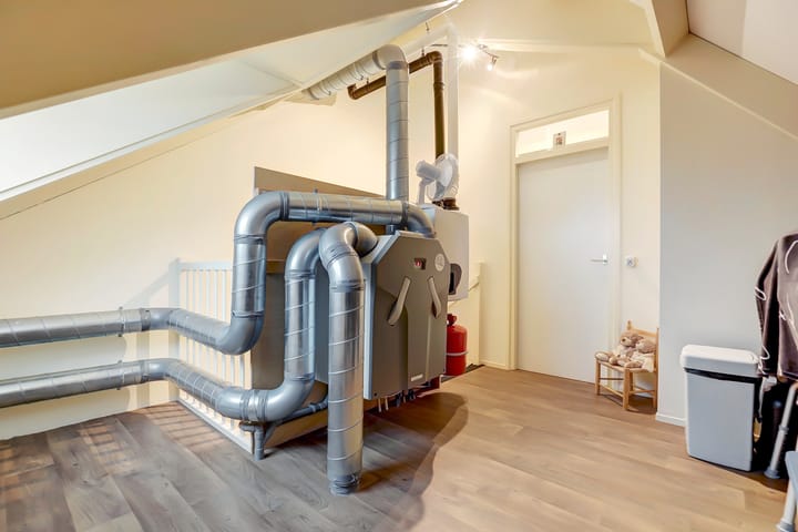 Foto 25 van Hamburgerweg 76