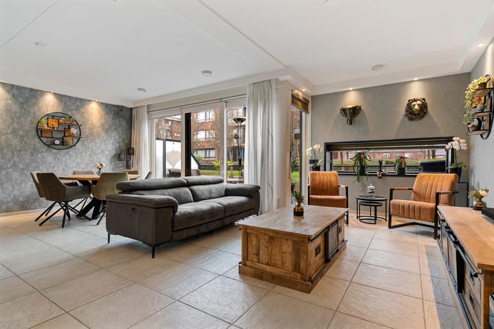 Foto 2 van Emmensstraat 19