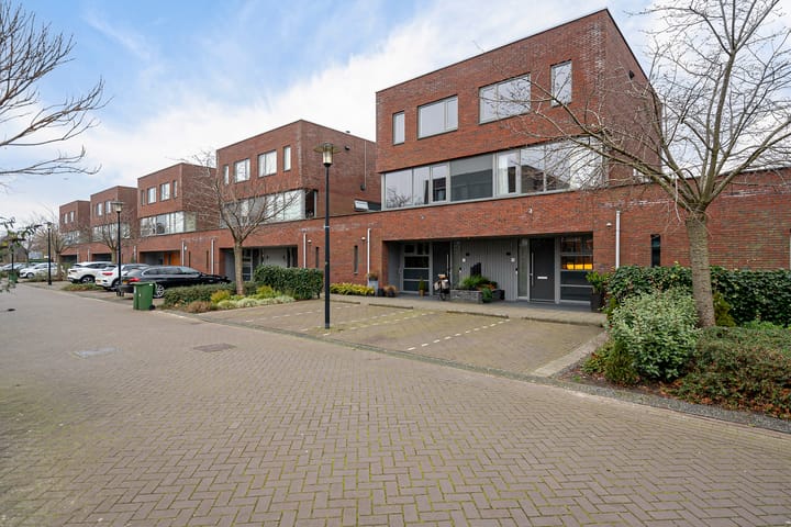 Foto 49 van Emmensstraat 19