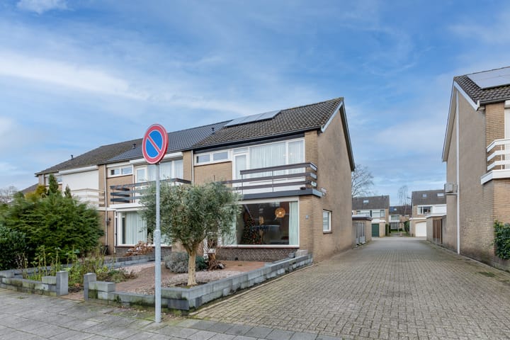 Foto 1 van Buurtweg 72