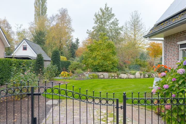 Photo 9 of Eems 29-A