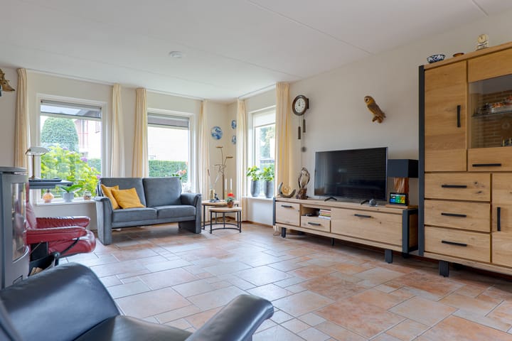 Photo 13 of Eems 29-A