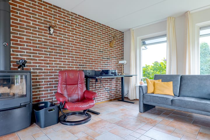 Photo 18 of Eems 29-A