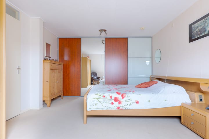 Photo 44 of Eems 29-A