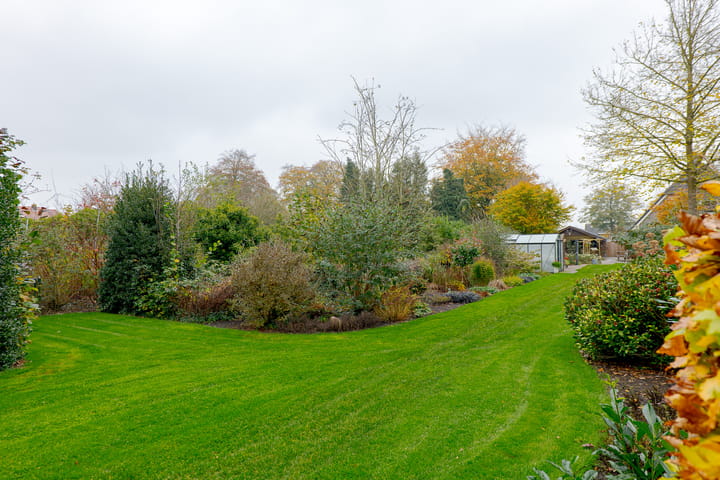 Photo 67 of Eems 29-A