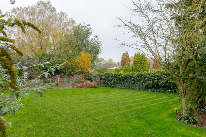 Photo 71 of Eems 29-A