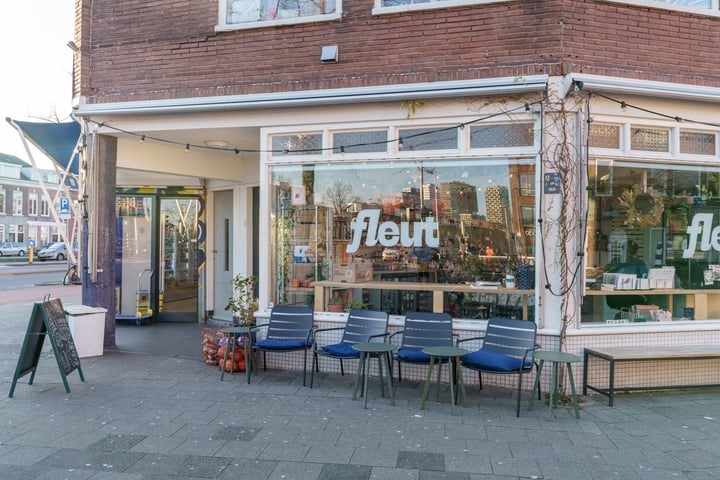 Bekijk foto 40 van Hasebroekstraat 58