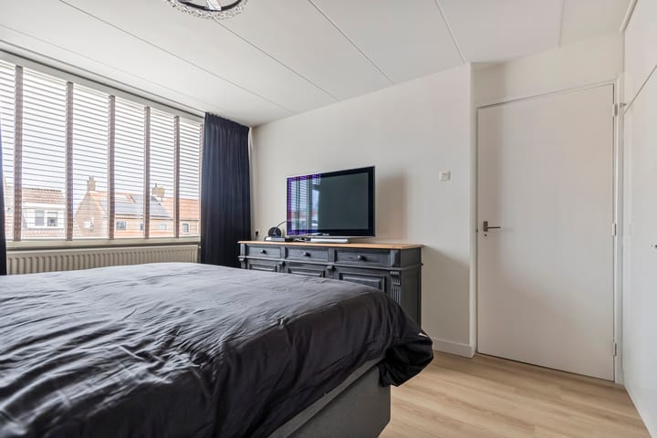 Photo 21 of Juliana van Stolbergstraat 99