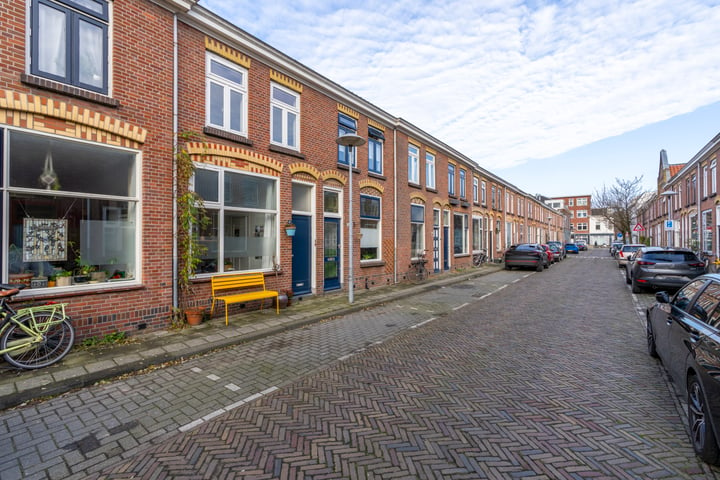 Bekijk foto 3 van Jasmijnstraat 31