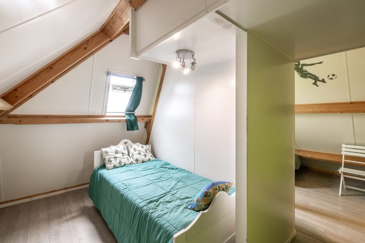 Foto 24 van Rusheuvelstraat 36