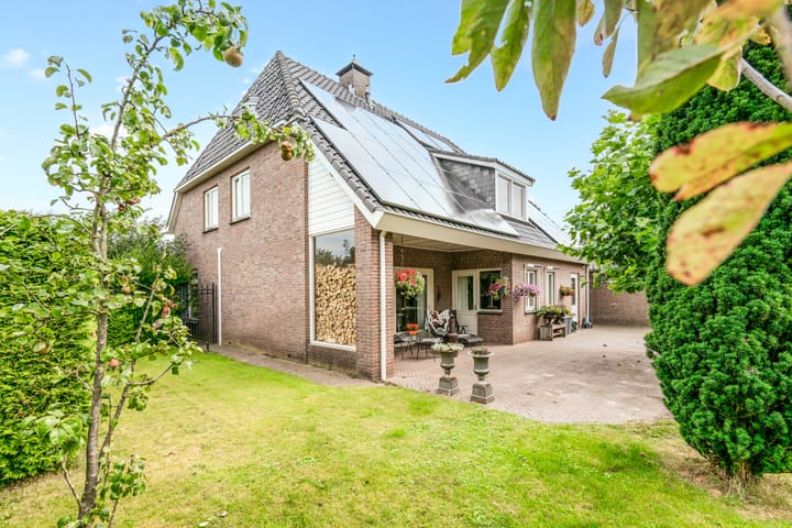 Foto 30 van Rusheuvelstraat 36