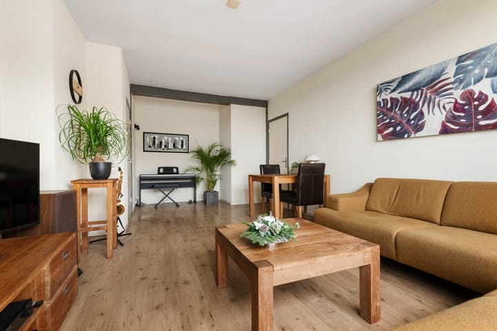 Photo 6 of Delftlaan 315-IV