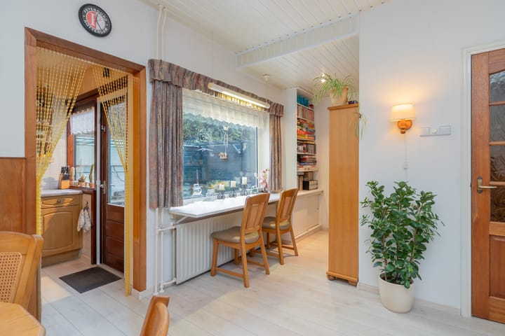 Foto 12 van Leidsevaart 60