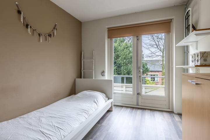 Foto 11 van Middelweg 56