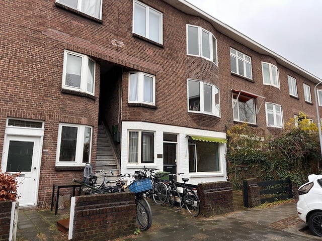 View photo 2 of van Naeltwijckstraat 117