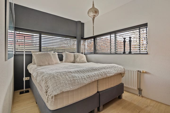 Foto 22 van Hans Lodeizenstraat 68