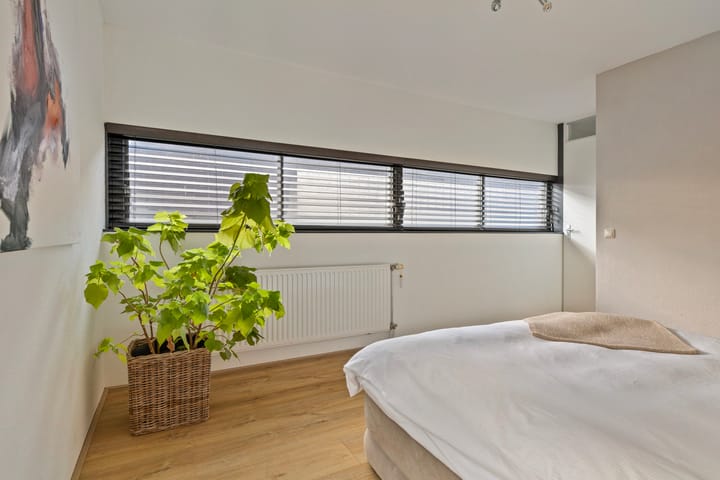 Foto 28 van Hans Lodeizenstraat 68