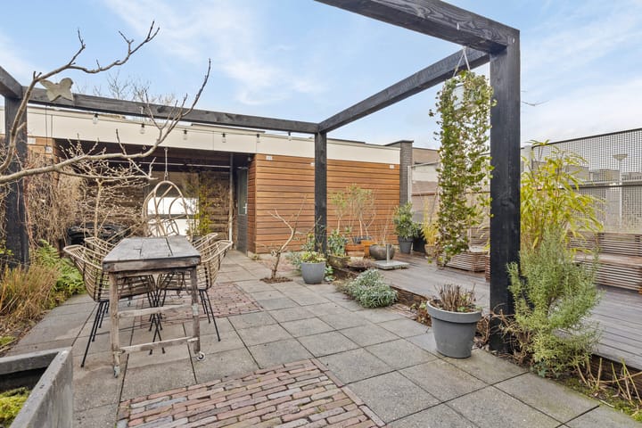 Foto 33 van Hans Lodeizenstraat 68