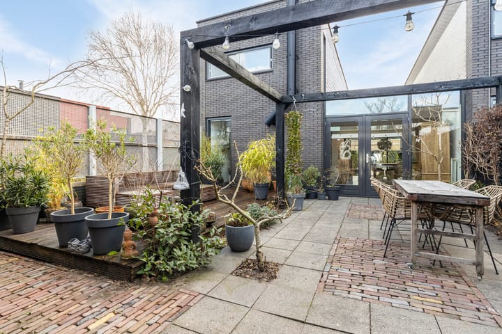 Foto 4 van Hans Lodeizenstraat 68