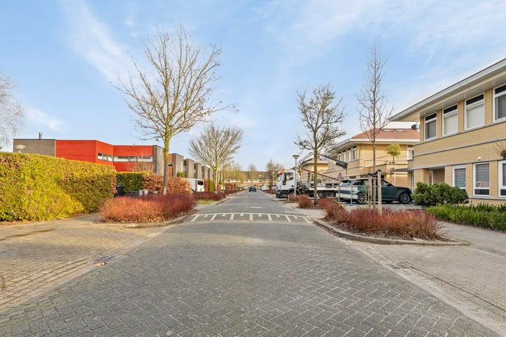 Bekijk foto 39 van Hans Lodeizenstraat 68