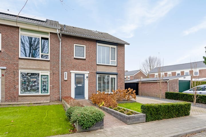 Foto 10 van Margrietstraat 7