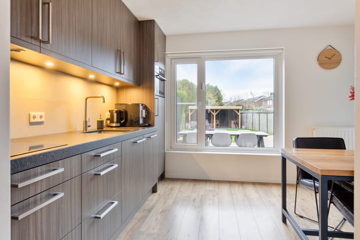 Foto 15 van Margrietstraat 7