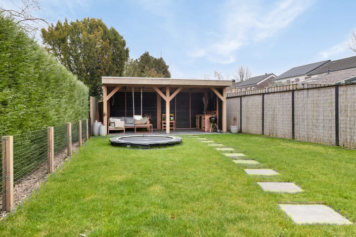 Foto 35 van Margrietstraat 7