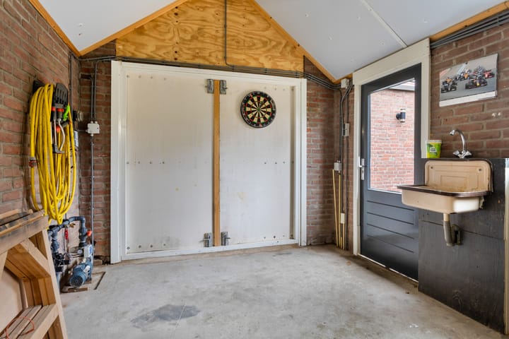 Foto 42 van Margrietstraat 7