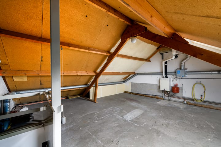 Foto 34 van Hunze 150