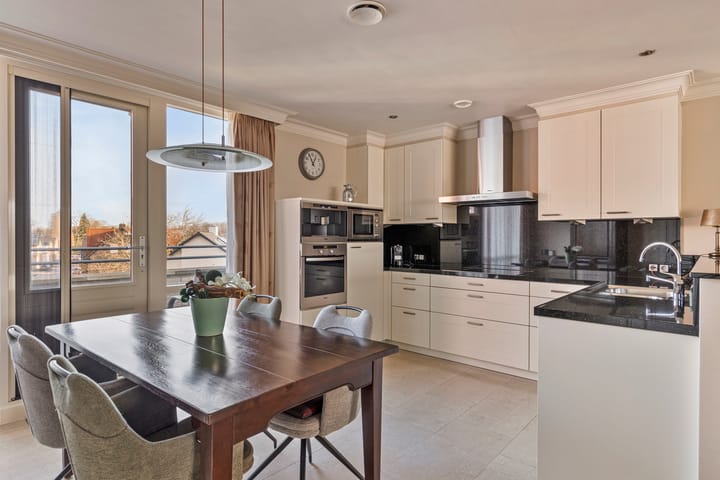 Photo 13 of Gasthuisstraat 182