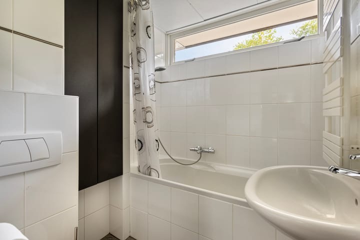 Foto 4 van Staringstraat 356