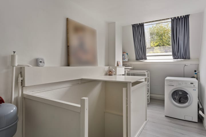 Foto 23 van Staringstraat 356