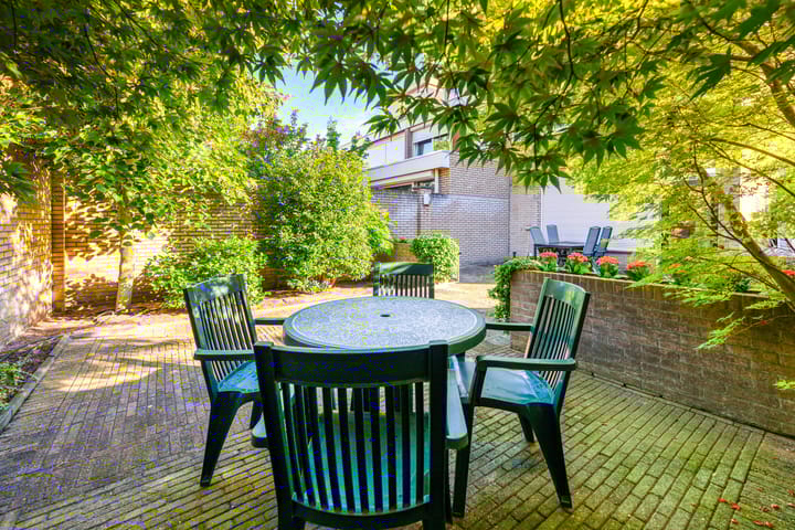 Foto 29 van Staringstraat 356