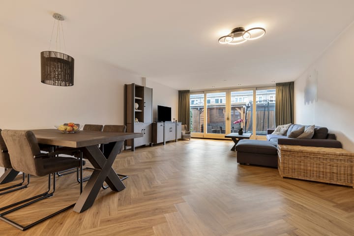 Foto 10 van Rudolf Slanskystraat 4