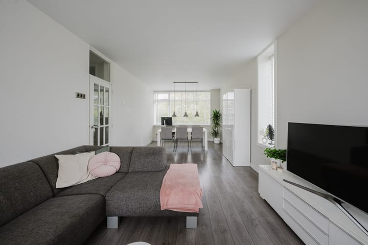 Photo 10 of Lobeliastraat 43-B