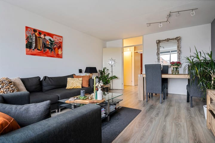 Photo 8 of Van Aremberglaan 18