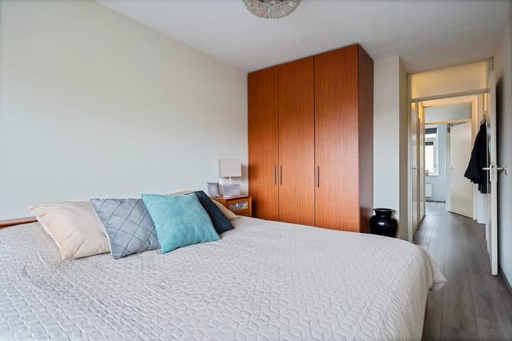 Photo 16 of Van Aremberglaan 18