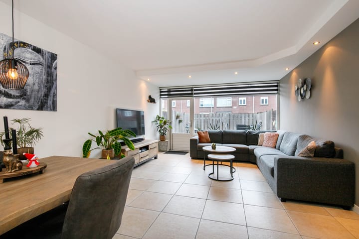 Foto 2 van Koningin Julianastraat 40