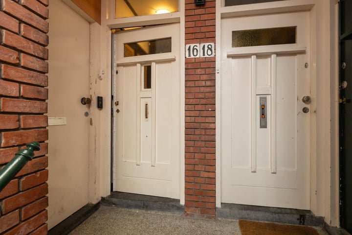 Bekijk foto 9 van Amerongenstraat 16